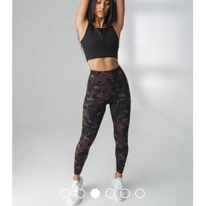 Balance athletica- now known as Vitality. The ascend legging. Color - basecamp.